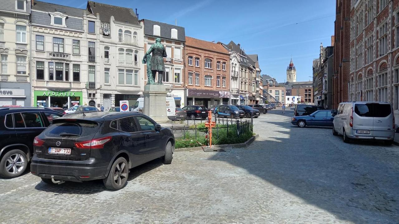 Luxe Appartement Met 3 Slaapkamers En 1 Kingsize Bed Slaapzetel En Drie Dubbelbedden Dendermonde Exterior foto