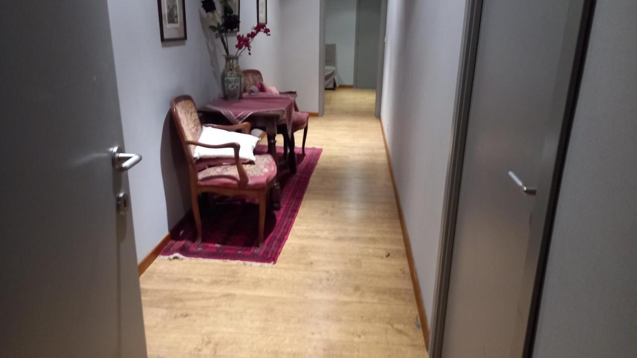 Luxe Appartement Met 3 Slaapkamers En 1 Kingsize Bed Slaapzetel En Drie Dubbelbedden Dendermonde Exterior foto